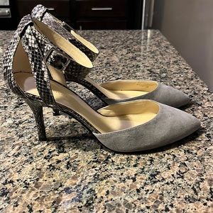 Marc Fisher elegant closed toe pump.  Grey suede with snakeskin accents